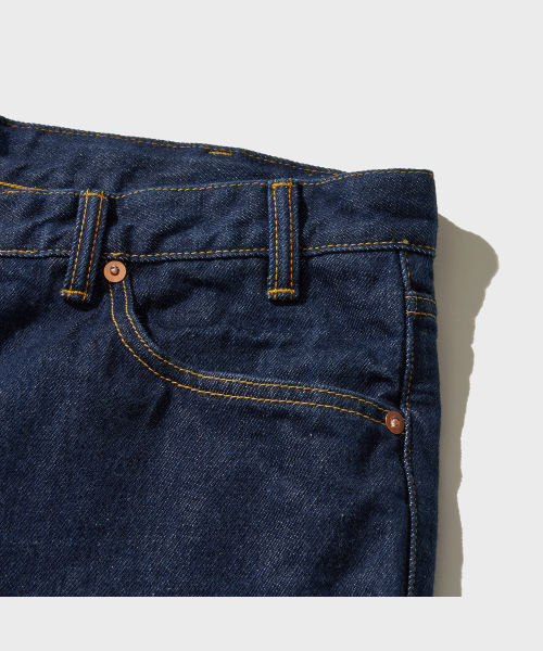 VDR（ブイディアール）の「Lot. 017 BIKER BOOTCUT JEANS (washed)（デニムパンツ・メンズ・その他・LARGE/MEDIUM/SMALL/X-LARGE）」の4枚目の写真