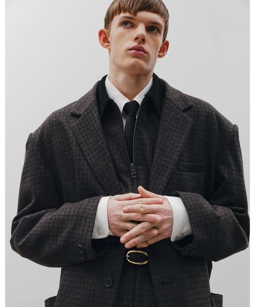Juha（ユハ）の「OVERSIZED CHECK JACKET（テーラードジャケット