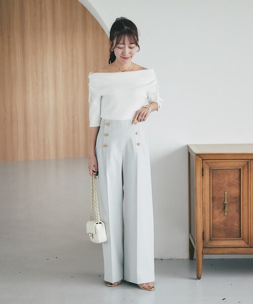 La boutique BonBon（ラブティックボンボン）の「【接触冷感・最強モテニット】クールタッチUVオフショルリブニット（ニット/セーター・レディース・ホワイト/サックスブルー/ネイビー/ピンク・FREE）」の8枚目の写真