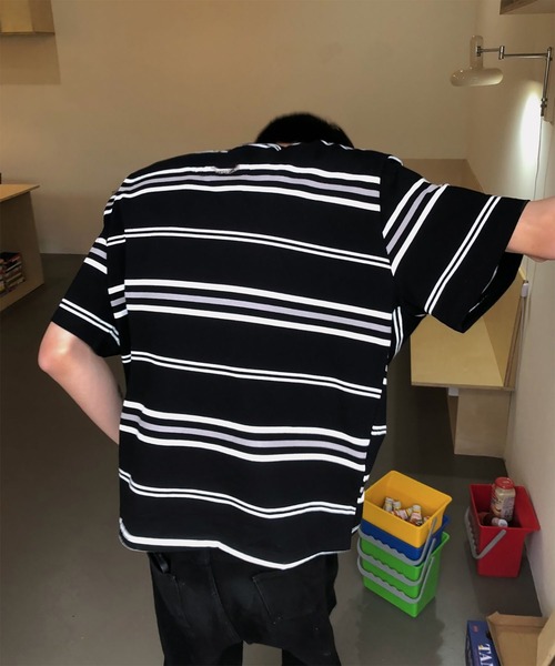 WESTBOY(ウエストボーイ)の「ユニセックス シックボーダー ビッグ モノトーン ストライプ 半袖Tシャツ WO26S7TP03(Tシャツ/カットソー・メンズ・ブラック・XXL/XL)」の3枚目の写真