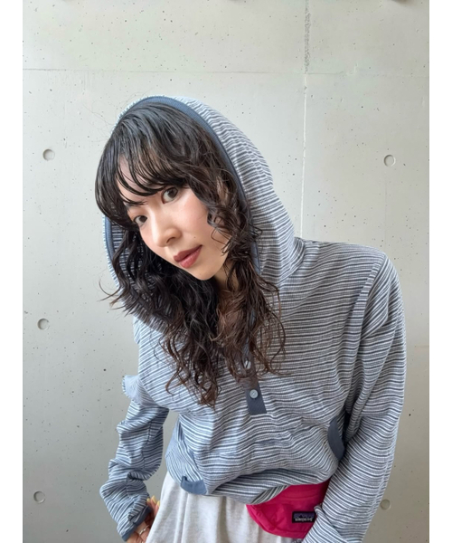 CHICKS(チックス)の「マルチストライプ配色フードパーカー3カラー(パーカー・レディース・スカイブルー/ライトグレー/ネイビー・ONE SIZE)」の11枚目の写真