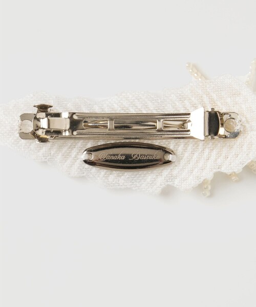 tanakadaisuke(タナカダイスケ)の「【tanakadaisuke/タナカダイスケ】feather beads barrette (left)/フェザービーズバレッタ(左側用)(バレッタ/ヘアクリップ・レディース・ホワイト・FREE)」の12枚目の写真