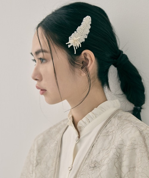 tanakadaisuke/タナカダイスケ】feather beads barrette (left