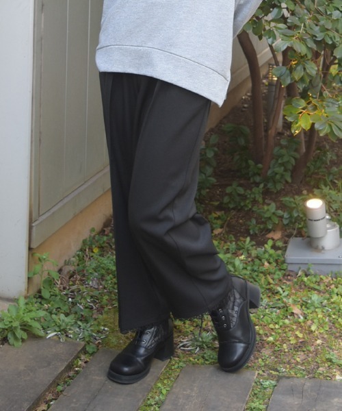 axes femme(アクシーズファム)の「裾レースストレートパンツ(その他パンツ・レディース・グレー/ブラック・MEDIUM/LARGE)」の1枚目の写真