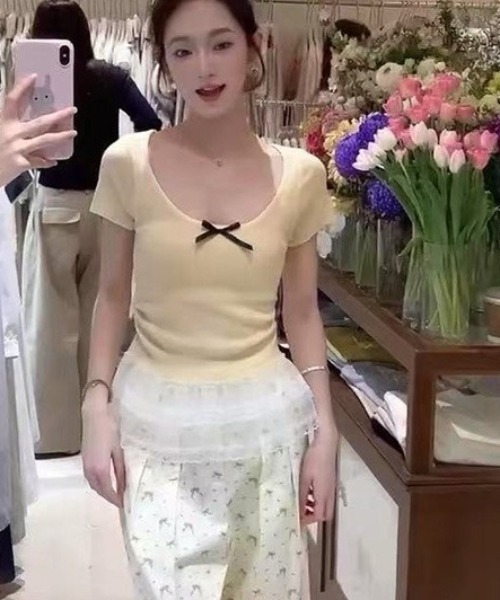 SHEPP(シープ)の「チュールペプラムドッキング リボン半袖カットソー(Tシャツ/カットソー・レディース・ブラック/イエロー/ホワイト・F)」の9枚目の写真