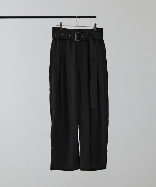 08sircus（ゼロエイトサーカス）の「[08sircus/ゼロハチサーカス]Viscose washer 2tuck belted wide pants（その他パンツ・レディース・ブラック/ベージュ・1/0）」の2枚目の写真
