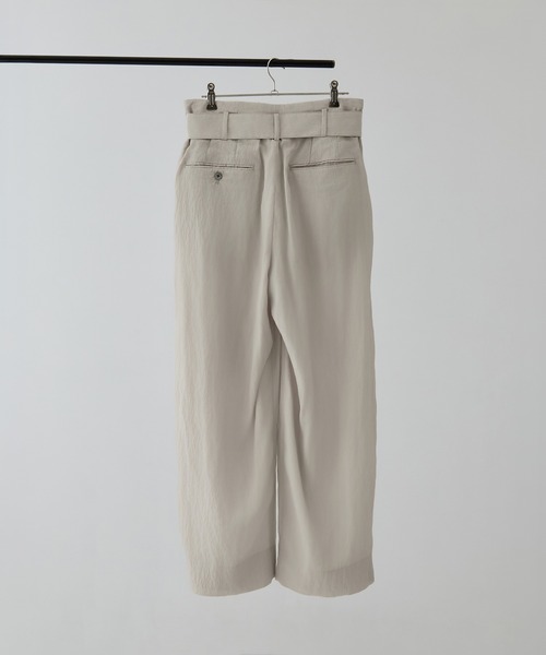08sircus（ゼロエイトサーカス）の「[08sircus/ゼロハチサーカス]Viscose washer 2tuck belted wide pants（その他パンツ・レディース・ブラック/ベージュ・1/0）」の3枚目の写真