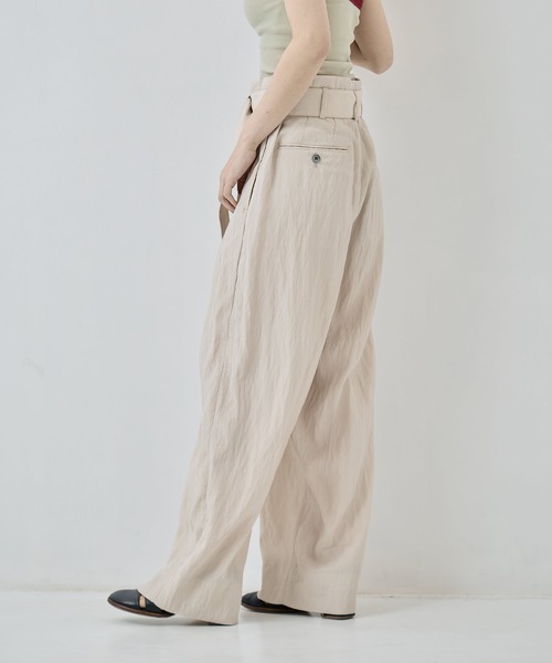 08sircus（ゼロエイトサーカス）の「[08sircus/ゼロハチサーカス]Viscose washer 2tuck belted wide pants（その他パンツ・レディース・ブラック/ベージュ・1/0）」の6枚目の写真
