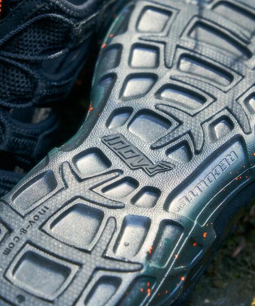 AVIREX(アヴィレックス)の「《AVIREX × INOV8》SANDAL / レコライト 190 UNI / アヴィレックス / イノヴェイト(サンダル・メンズ・ブラック・25.0cm/30.0cm/29.0cm/28.0cm/27.0cm/26.0cm)」の14枚目の写真