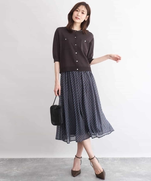 MK MICHEL KLEIN（エムケーミッシェルクラン）の「[UVカット/接触冷感/洗える]コンパクトニットカーディガン（カーディガン/ボレロ・レディース・レッド/ブラウン/ホワイト・38）」の7枚目の写真