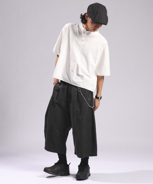 RAGEBLUE(レイジブルー)の「Pigment Henry Neck T-Shirt/ピグメント加工/ヘンリーネックTシャツ(Tシャツ/カットソー・メンズ・グレー/ブラック/ホワイト・LARGE/MEDIUM)」の5枚目の写真