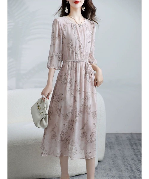 LUCPY(ラクピー)の「フラワープリントシフォンウエストギャザーワンピース(ワンピース・レディース・ピンク・XX-LARGE/X-LARGE/LARGE/MEDIUM)」の3枚目の写真