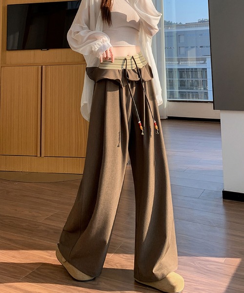 2ly2(トゥーリートゥー)の「ワイドパンツ フリルウエスト ハイウエスト ロング丈 無地 ゆったり(その他パンツ・レディース・ブラウン/ブラック・FREE)」の13枚目の写真