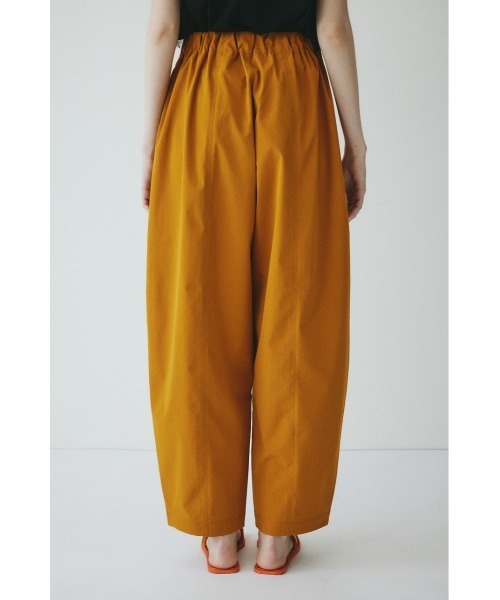 HeRIN.CYE（ヘリンドットサイ）の「Switching cocoon pants / スウィッチングパンツ（スラックス・レディース・ブラック/ブルー/イエロー・36/38）」の10枚目の写真
