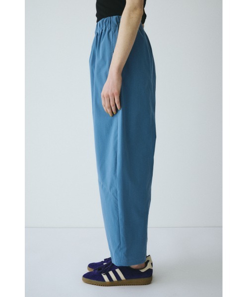HeRIN.CYE（ヘリンドットサイ）の「Switching cocoon pants / スウィッチングパンツ（スラックス・レディース・ブラック/ブルー/イエロー・36/38）」の22枚目の写真