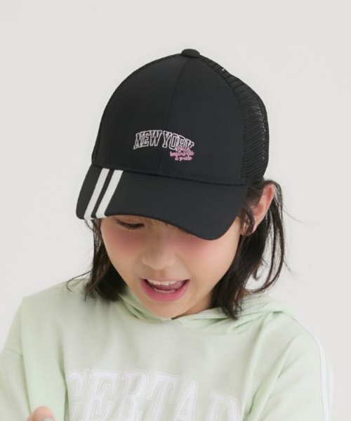 PINK-latte（ピンクラテ）の「ライン入りロゴメッシュキャップ（キャップ・キッズ・ホワイト/ブラック/サックスブルー・F）」の2枚目の写真