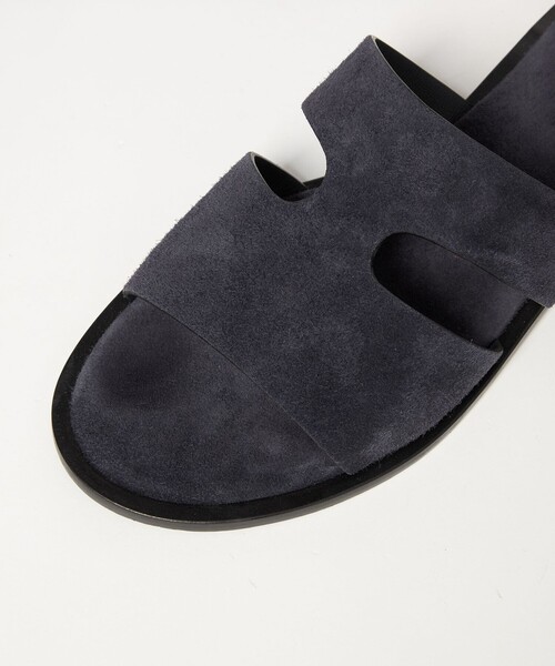 UNITED ARROWS（ユナイテッドアローズ）の「【別注】＜L/UCCA＞ SUEDE H CUT SANDAL/サンダル（サンダル・メンズ・ネイビー・42/41/43/40）」の8枚目の写真