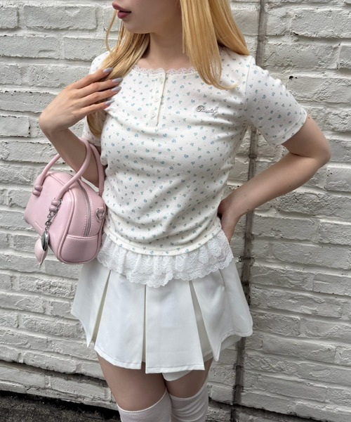 Another Branch olive des olive（アナザーブランチオリーブデオリーブ）の「テレコ裾レースヘンリーTシャツ（Tシャツ/カットソー・レディース・ドット/その他11/ブラック/チャコールグレー・FREE）」の3枚目の写真