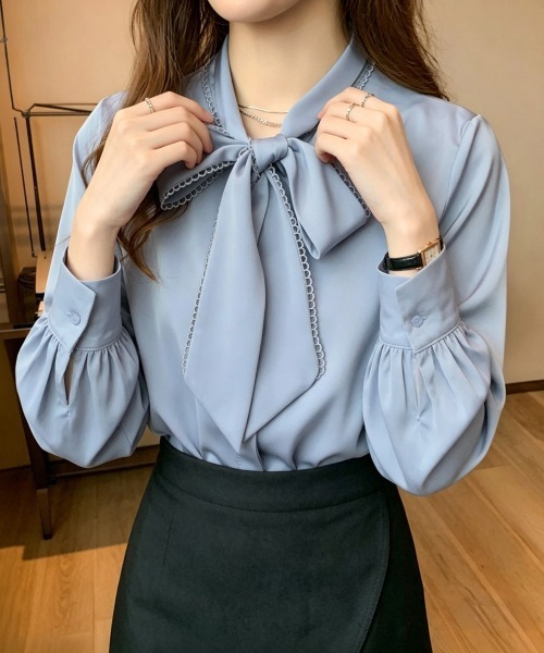 Miniministore(ミニミニストア)の「リボンタイブラウス ボウタイシャツ 長袖(シャツ/ブラウス・レディース・ブルー/ホワイト・FREE)」の4枚目の写真