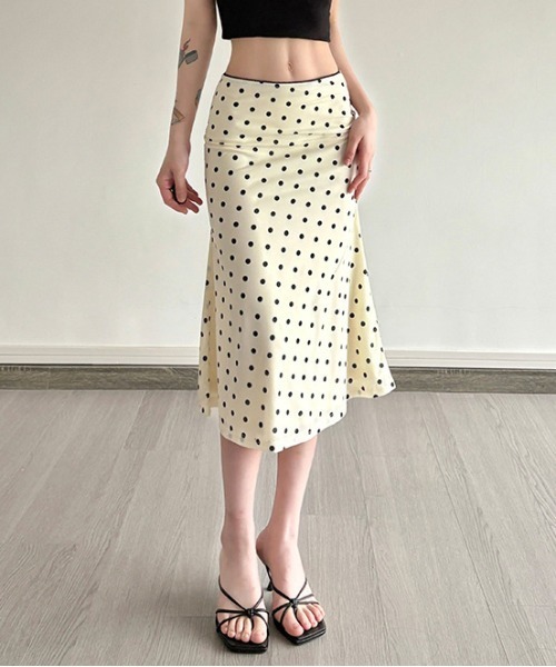 gossip！ロサンゼルス（ゴシップロサンゼルス）の「Y2K ドット柄 ハイウエスト マーメイドスカート（ワンピース・レディース・ドット・M）」の5枚目の写真