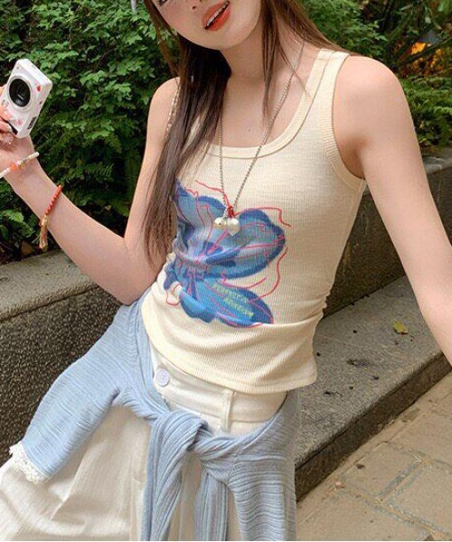 gossip！ロサンゼルス（ゴシップロサンゼルス）の「Y2K ヴィンテージライク ビッグフラワー リブタンクトップ（Tシャツ/カットソー・レディース・ベージュ・M）」の6枚目の写真