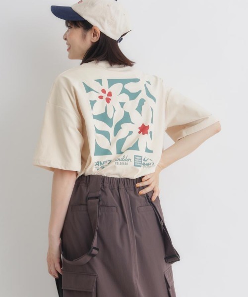 CAMP7（キャンプセブン）の「CAMP7(キャンプ7)フラワープリントショートＴシャツ（Tシャツ/カットソー・レディース・ダークグレー/ホワイト/ライトベージュ・S/M/L）」の3枚目の写真