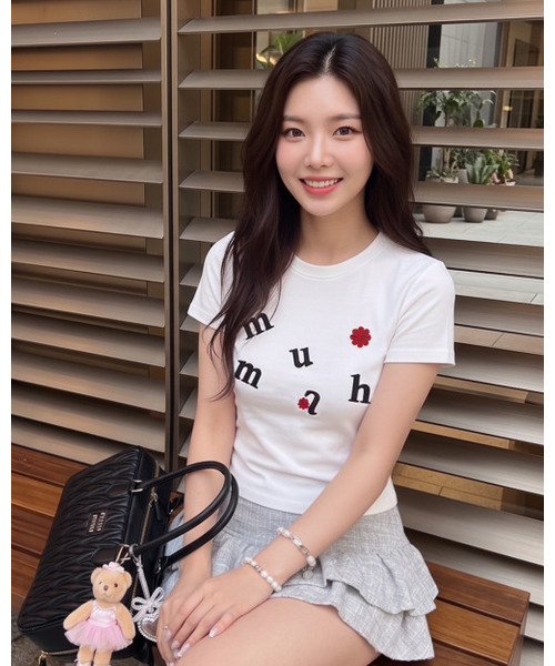muahmuah(ムーアムーア)の「ロゴフラワー刺繍半袖Tシャツ(Tシャツ/カットソー・レディース・ホワイト・FREE)」の21枚目の写真