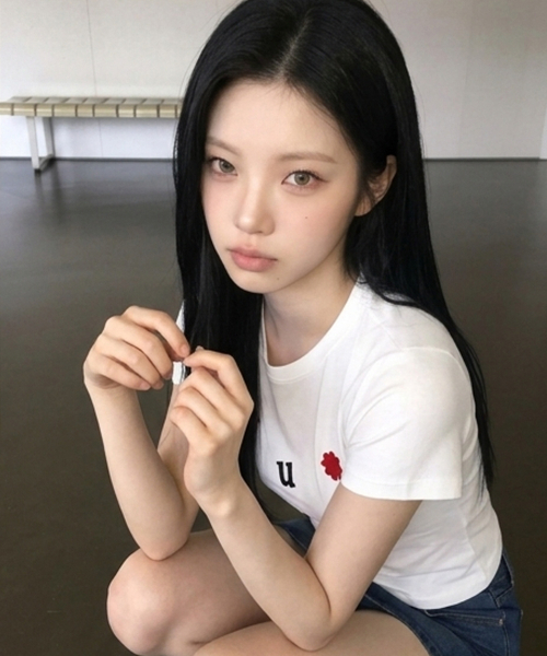 muahmuah(ムーアムーア)の「ロゴフラワー刺繍半袖Tシャツ(Tシャツ/カットソー・レディース・ホワイト・FREE)」の12枚目の写真