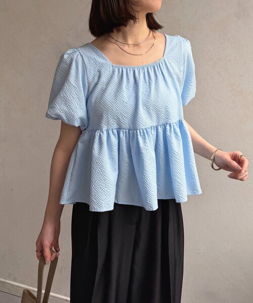 Thevon(ゼボン)の「スクエアネックバックリボンペプラムブラウス(シャツ/ブラウス・レディース・サックスブルー/ブラック/オフホワイト・FREE)」の21枚目の写真