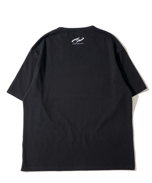 ADPOSION(アドポーション)の「【P.N UNDERGROUND × RACING MIKU】フロントプリント クルーネックTシャツ(Tシャツ/カットソー・メンズ・ブラック/チャコールグレー/ホワイト・LARGE/X-LARGE/MEDIUM)」の7枚目の写真