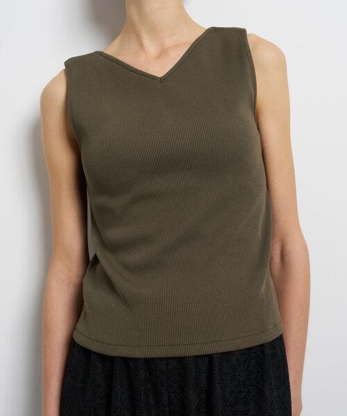 LANVIN en Bleu(ランバンオンブルー)の「2WAYテレコタンクトップ(タンクトップ・レディース・ブラック/ベージュ/カーキ・38)」の9枚目の写真