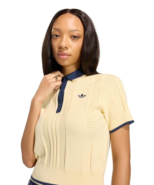 adidas(アディダス)の「adidas CABLE KNIT CALI TEE POLO / アディダス ケーブル ニット カリ Tシャツ ポロ(ポロシャツ・レディース・ベージュ・S/M/L)」の2枚目の写真