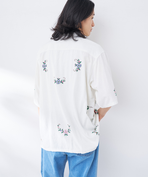 B.C STOCK(ベーセーストック)の「インドクロスステッチ シャツ(シャツ/ブラウス・メンズ・ホワイト/ブラック系その他・LARGE/MEDIUM)」の3枚目の写真