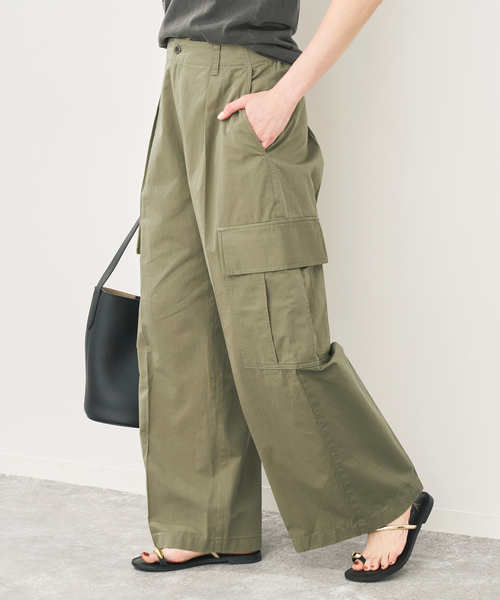 Spick & Span(スピックアンドスパン)の「コットンカーゴイージーパンツ(カーゴパンツ・レディース・ベージュ/サファリグリーン・38/36/34)」の4枚目の写真