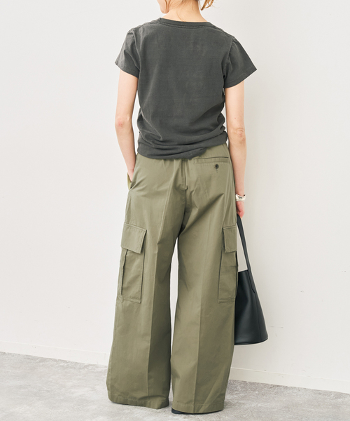 Spick & Span(スピックアンドスパン)の「コットンカーゴイージーパンツ(カーゴパンツ・レディース・ベージュ/サファリグリーン・38/36/34)」の7枚目の写真