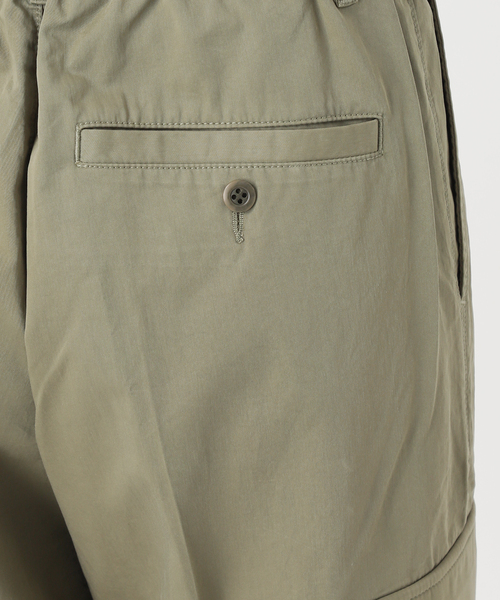 Spick & Span(スピックアンドスパン)の「コットンカーゴイージーパンツ(カーゴパンツ・レディース・ベージュ/サファリグリーン・38/36/34)」の14枚目の写真