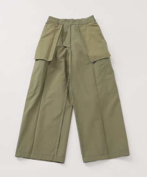 Spick & Span(スピックアンドスパン)の「コットンカーゴイージーパンツ(カーゴパンツ・レディース・ベージュ/サファリグリーン・38/36/34)」の19枚目の写真