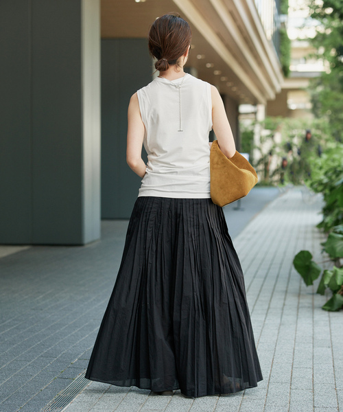 VERMEIL par iena(ヴェルメイユパーイエナ)の「キュプラコットンノースリーブ(Tシャツ/カットソー・レディース・チャコールグレー/ホワイト・FREE)」の22枚目の写真