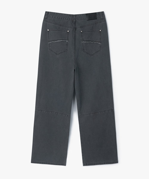 WEST GRAND BOULEVARD（ウエストグランドブルバード）の「カットオフヴィンテージルーズストレートペインターパンツ WASHED CHARCOAL（その他パンツ・メンズ・その他・MEDIUM/LARGE/X-LARGE）」の2枚目の写真