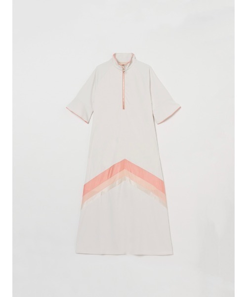 ELLA CANTARIA(エヤカンタリア)の「Chevron Half-Zip Dress|V字型ハーフジップワンピース(ワンピース・レディース・ネイビー/オフホワイト・FREE)」の17枚目の写真
