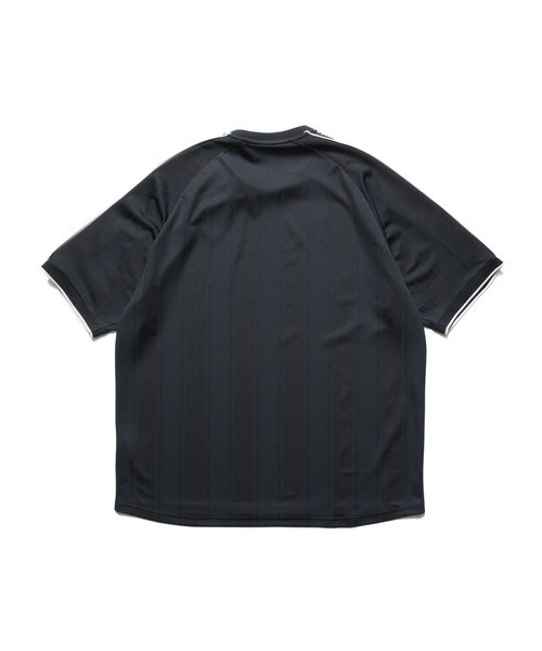 F.C.Real Bristol(エフシーレアルブリストル)の「SHADOW WEAVE STRIPE S/S TOP(Tシャツ/カットソー・メンズ・ブラック/オレンジ/チャコールグレー・SMALL/MEDIUM/LARGE/X-LARGE/XX-LARGE)」の7枚目の写真