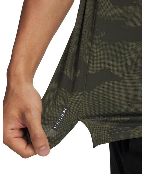 UNDER ARMOUR(アンダーアーマー)の「UAバニッシュ エナジー プリント ショートスリーブ Tシャツ(トレーニング/メンズ)(Tシャツ/カットソー・メンズ・カーキ・2XL/3XL/L/S/XL/M)」の3枚目の写真