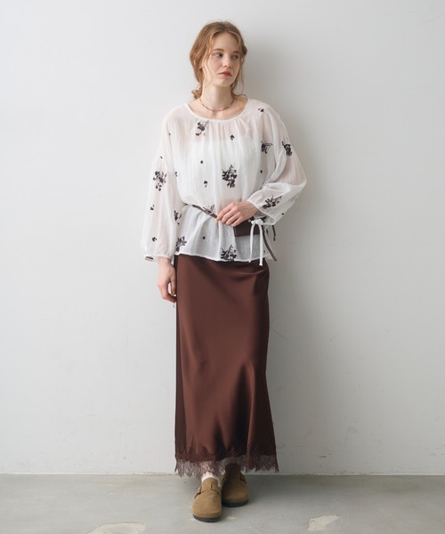 Crisp（クリスプ）の「flower embroidery sheer smock blouse / フラワーエンブロイダリーシアースモックブラウス（シャツ/ブラウス・レディース・ホワイト/イエロー・FREE）」の10枚目の写真