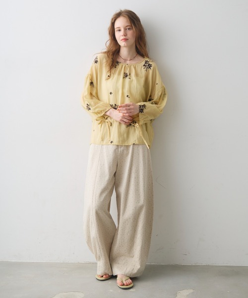 Crisp（クリスプ）の「flower embroidery sheer smock blouse / フラワーエンブロイダリーシアースモックブラウス（シャツ/ブラウス・レディース・ホワイト/イエロー・FREE）」の22枚目の写真