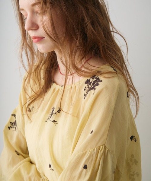 Crisp（クリスプ）の「flower embroidery sheer smock blouse / フラワーエンブロイダリーシアースモックブラウス（シャツ/ブラウス・レディース・ホワイト/イエロー・FREE）」の18枚目の写真