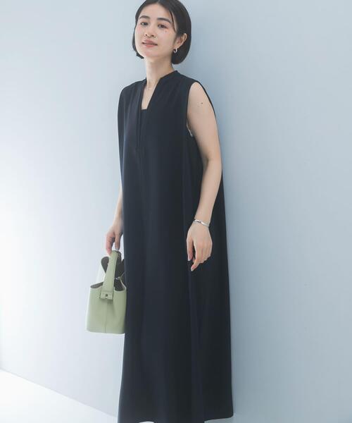 URBAN RESEARCH ROSSO WOMEN(アーバンリサーチ ロッソ)の「クールタッチ 吸水速乾キーネックフレアワンピース(ワンピース・レディース・ネイビー/イエロー系その他・FREE)」の4枚目の写真