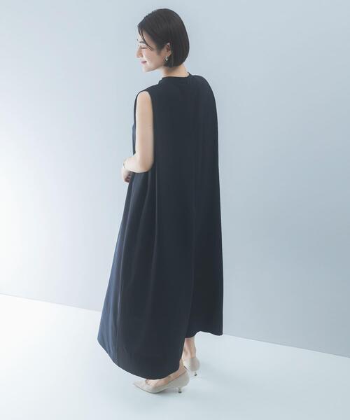 URBAN RESEARCH ROSSO WOMEN(アーバンリサーチ ロッソ)の「クールタッチ 吸水速乾キーネックフレアワンピース(ワンピース・レディース・ネイビー/イエロー系その他・FREE)」の7枚目の写真