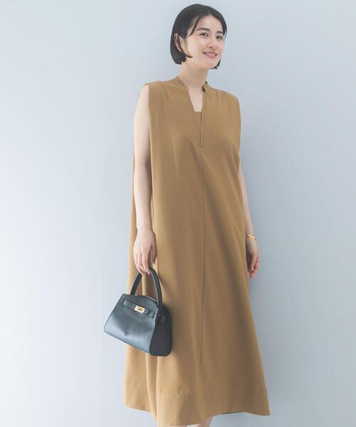 URBAN RESEARCH ROSSO WOMEN(アーバンリサーチ ロッソ)の「クールタッチ 吸水速乾キーネックフレアワンピース(ワンピース・レディース・ネイビー/イエロー系その他・FREE)」の15枚目の写真