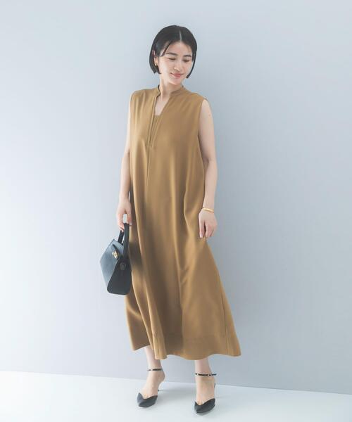 URBAN RESEARCH ROSSO WOMEN(アーバンリサーチ ロッソ)の「クールタッチ 吸水速乾キーネックフレアワンピース(ワンピース・レディース・ネイビー/イエロー系その他・FREE)」の16枚目の写真