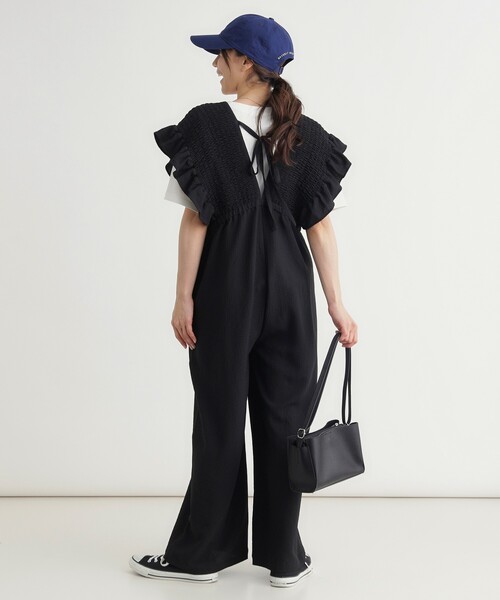 HONEYSUCKLE ROSE(ハニーサックルローズ)の「シャーリングサロペット(サロペット/オーバーオール・レディース・ダークブラウン/ブラック・05/04)」の4枚目の写真